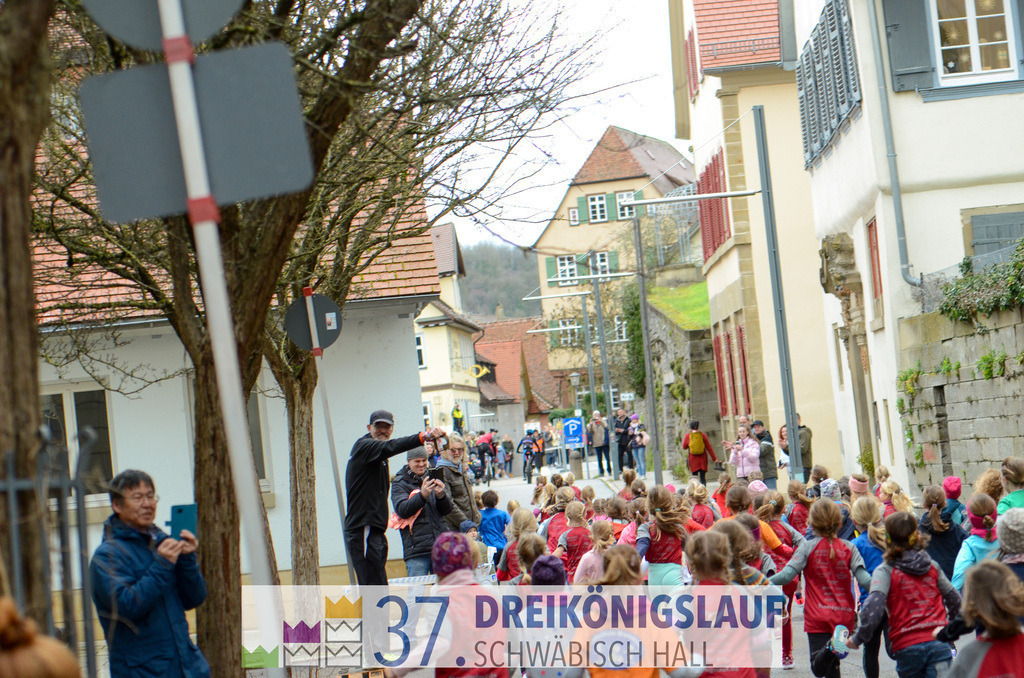 AOK JuniorCup 400m | 3Koenigslauf 2023 - Realisiert mit Pictrs.com