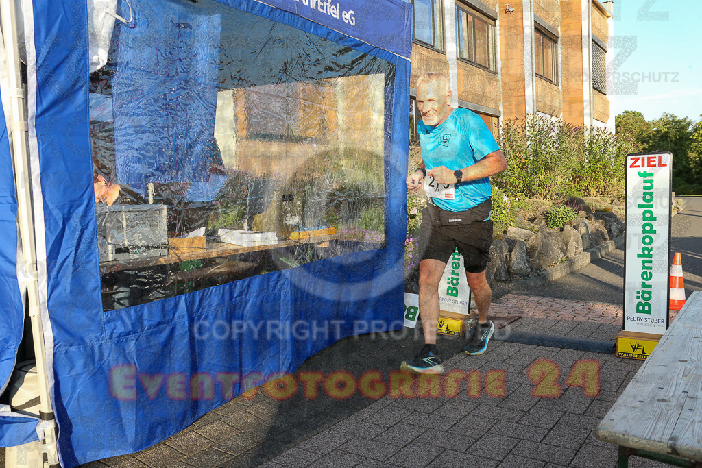 250801_1950_EX1_8466 | Sportfotografie im Rhein-Sieg Kreis, Köln, Bonn, NRW, Rheinland Pfalz, Hessen, etc. Unser Tätigkeitsfeld umfasst den Laufsport vom Volkslauf über den Marathon, Duathlon, Triathon bis zum Ultralauf wie Kölnpfad Ultra oder Schindertrail.