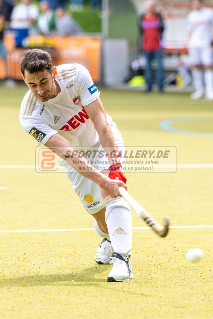 SFE_20230521_0063 | 1. Bundesliga Hockey Viertelfinale 3 Herren Rot-Weiss Köln - Berliner HC am 21.05.2023 in Köln (KTHC Stadion Rot-Weiss Köln Tennis and Hockey Club), Photo: Stephan Fehrmann 2023 (Sports-Gallery),Elian Mazkour ( Rot-Weiss Köln #26 )