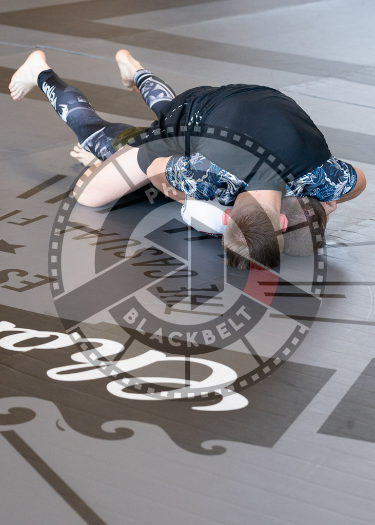 20250329PBB1140 | Fighters compete during the International Luta Livre (ILLCS) Germany IX Spring 2025 Competition spring on March 29, 2025 in Hannover, Germany.© Chiara Dazi