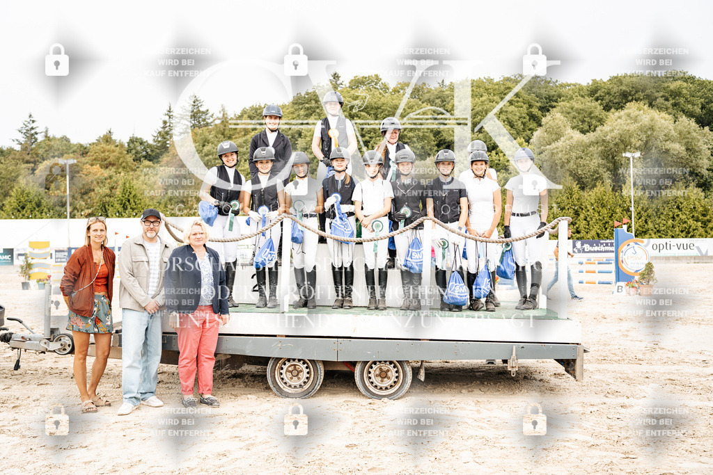 CK705182 | Turnierfotografie Pferdefotografie Trier Rheinland-Pfalz Pferdesport Reitsport Tierfotografie Sportfotografie Pferdevideo Pferdevideografie Equestrianvideography equestrianphotography  - Realisiert mit Pictrs.com