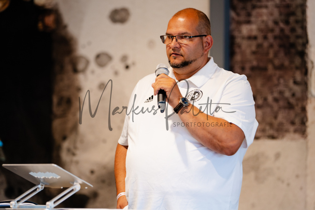 20260702-kreisfußballkonferenz-0053 | Das ist die Fotodatenbank für authentische Sportfotografie aus Münster: Markus Paletta fotografiert Teams, Sportler:innen, Kinder, Events & Unternehmen. - Realisiert mit Pictrs.com
