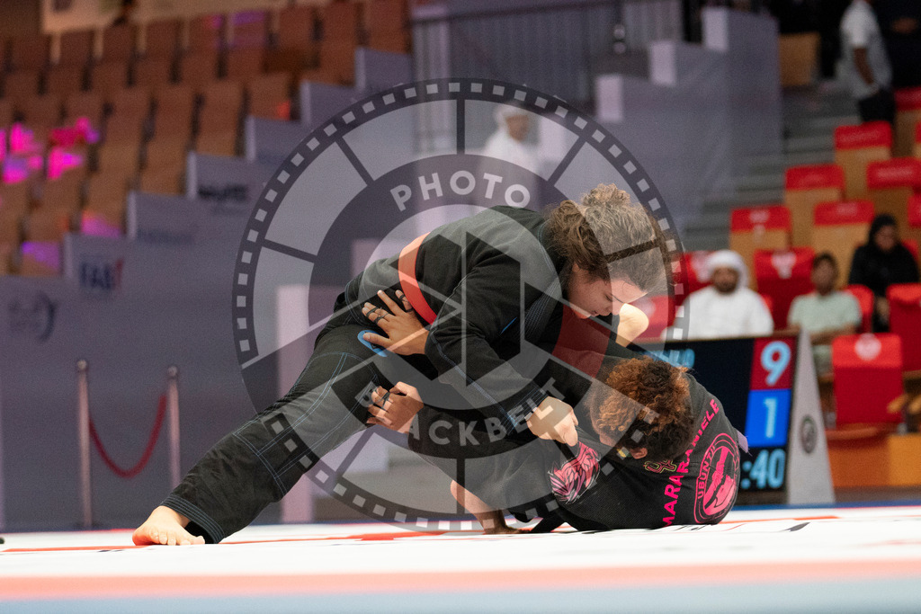 20231109PBB6896 | Fighters compete during the AJP World Professional Championship in the Mubadala Arena in Abu Dhabi, Arab United Emirates, on November 9, 2023.