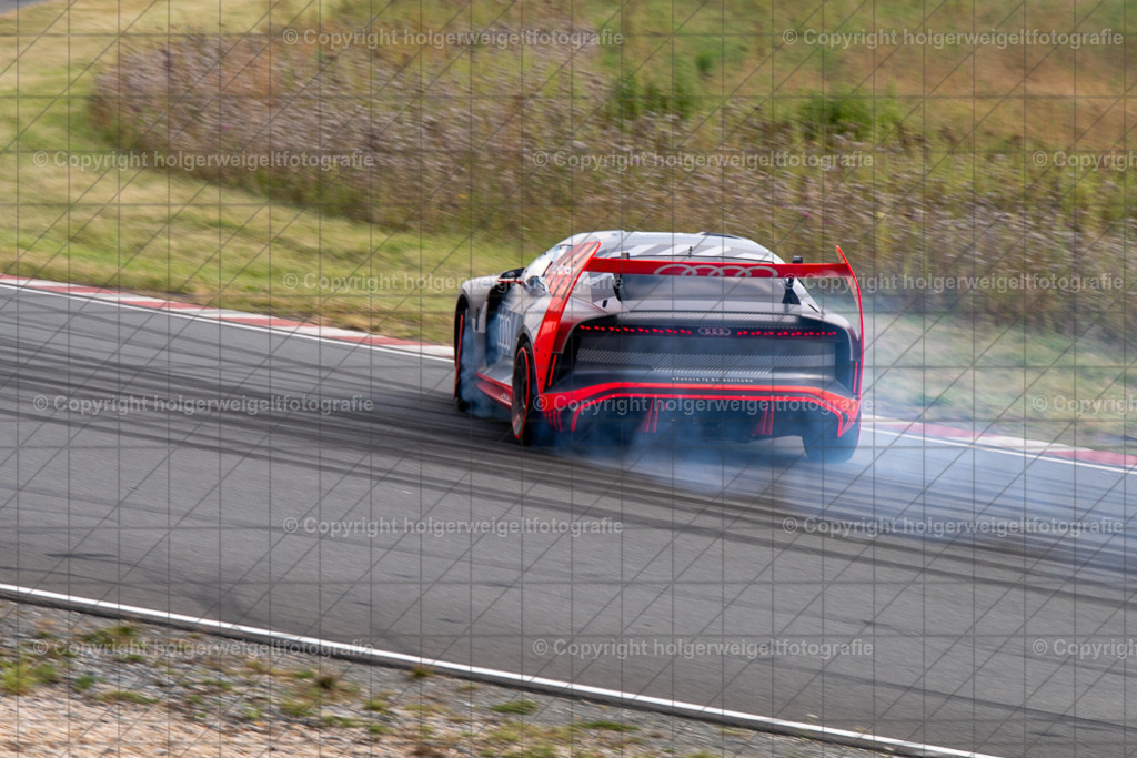 20250906160920D75_6584 | Bitte beachten!!!
Alle Fotos dieser Galerie sind nur grundbearbeitet. Im Falle eines Verkaufs, werde ich die Fotots noch mit dem nötigen Feinschliff versehen. - Realisiert mit Pictrs.com