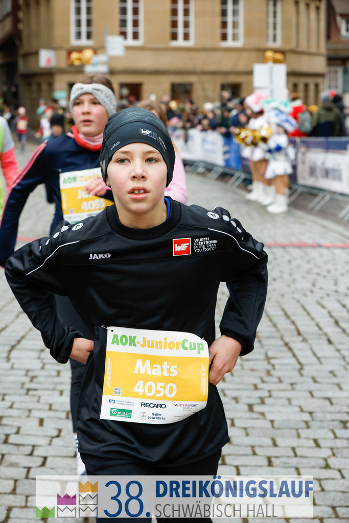 400m AOK Junior Cup | 3 Koenigslauf 2024 400m AOK Junior Cup - Realisiert mit Pictrs.com