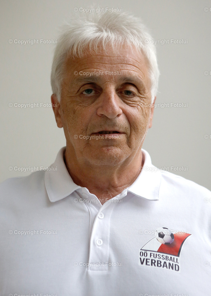 GRUPPENOBMAENNER_03 | bilder, linz, photo, foto, fussball, sport, fotolui, bundesliga