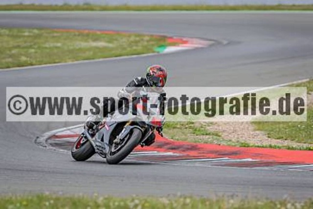 spof11278 | Professionelle Fotos von Sportveranstaltungen, aber auch Hochzeiten und anderen Events. - Realisiert mit Pictrs.com