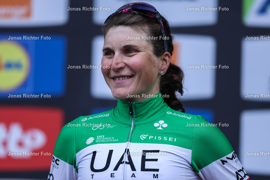 La Fleche Wallonne Femmes 2025 | Radsport UCI World Tour Women Elite La Fleche Wallonne Femmes am 23.04.2025 in HuyElisa Longo Borghini ( UAE ADQ )Foto: Revierfoto - Realisiert mit Pictrs.com