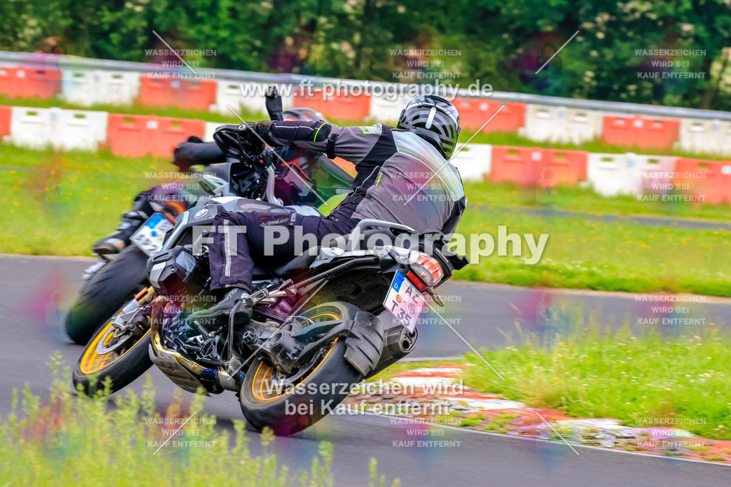 VBK-6723 | Hier findet Ihr Bilder von Touristenfahrten auf der Nürburgring Nordschleife oder von anderen Veranstaltungen die ich besucht habe. Viel Spass beim Durch Schauen 