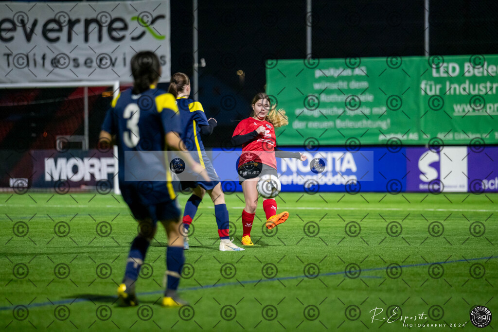20240316_KS-Turnier Frauen 4. Liga 1730-1930_075 | Sport und Naturfotografie von Roberto Esposito zeigt echte Momente Bewegung und die Schönheit der Natur. Ausdrucksstarke Bilder schaffen Emotionen.