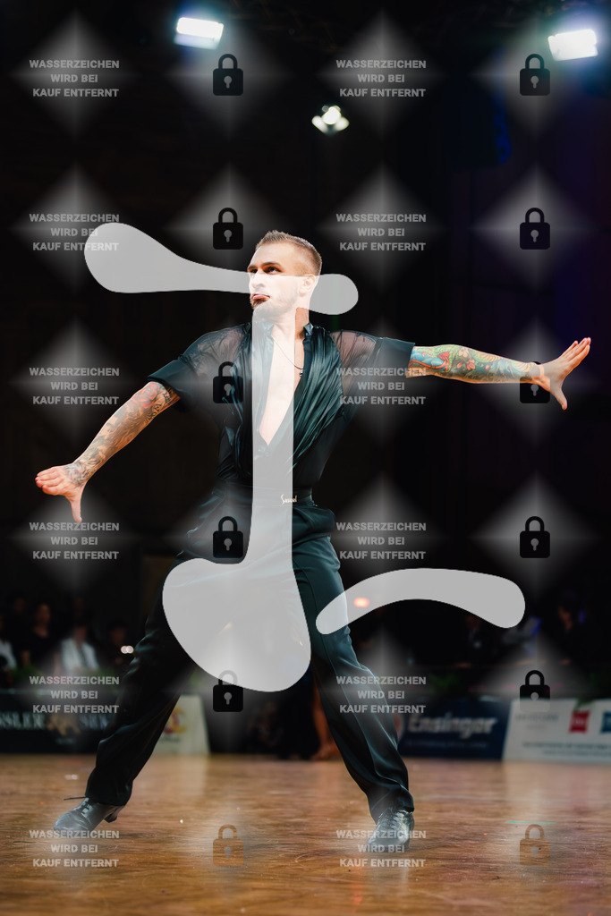 GOC 2025 - WDSF GrandSlam Latin 4th (96) Ionut Alexandru Miculescu _ Andra Pacurar (Romania)-2025-08-23-5010 | Webshop for digital downloads and prints of dance sport, event & show photographer Julian Link - Realisiert mit Pictrs.com
