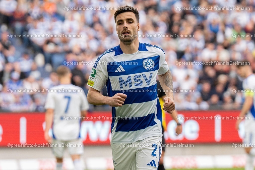 xYDR22032501079 | 22.03.2025, xydrx, Fußball, MSV Duisburg - SC Union Nettetal, Niederrheinpokal Halbfinale, Schauinsland-Reisen Arena: Moritz Montag (MSV Duisburg #2)
