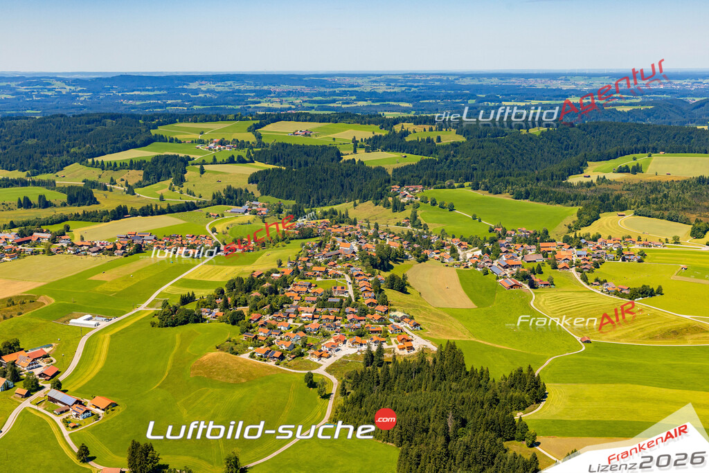 Luftaufnahme von Wildsteig Vs Google Maps- Die Luftaufnahme wurde 2025 vom UL-Flugzeug heraus erstellt ( keine Drohne ) - Hochauflösende Luftaufnahme - für professionelle Ausdrucke geeignet. Die Geschenkidee !Mit Lizenz und Bildrechte bestellbar