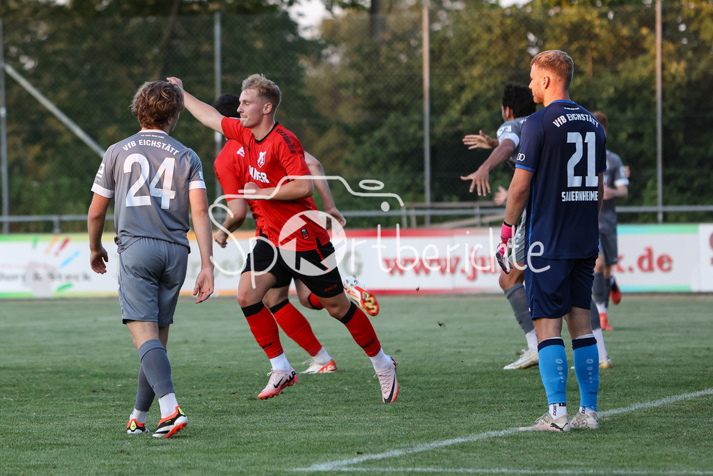 TSV Aindling - VfB Eichstätt | Jubel nach 1-1 durch TSV #7