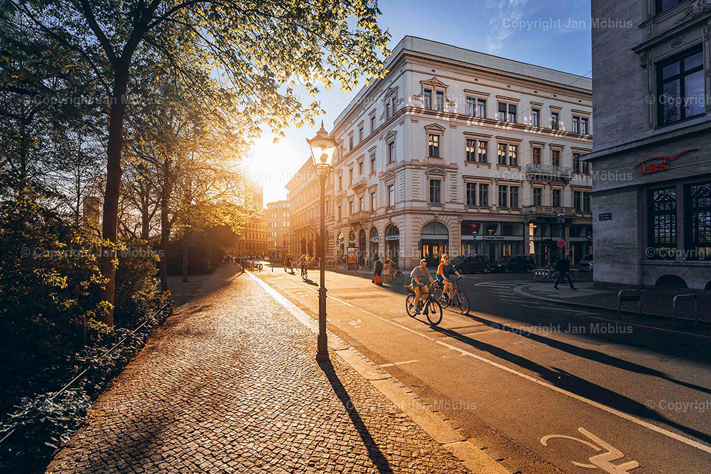 _DSC3645_1 | Leipzig Wandbilder Drucke Prints Leinwand Stadtmotive Leipzig Fotosdruck Kunstdrucke Bilder Leipzig Stadtansichten Acrylglasbilder Leipzig Wanddeko Fine Art Prints Wandbilder Büro Leipzig Bilder Praxis Zuhause Bilderdruck Poster Posterlounge Kunstdrucke - Realisiert mit Pictrs.com