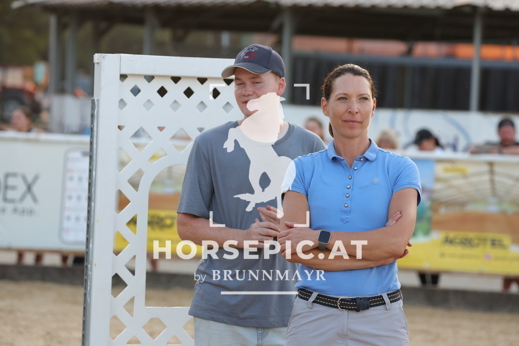 0P6A2939 | Willkommen bei Brunnmayr - Design & Fotografie – Ihrem Spezialisten für Reitturniere und Pferdeveranstaltungen in Oberösterreich, Salzburg und Bayern! Seit über 17 Jahren sind wir leidenschaftlich dabei.