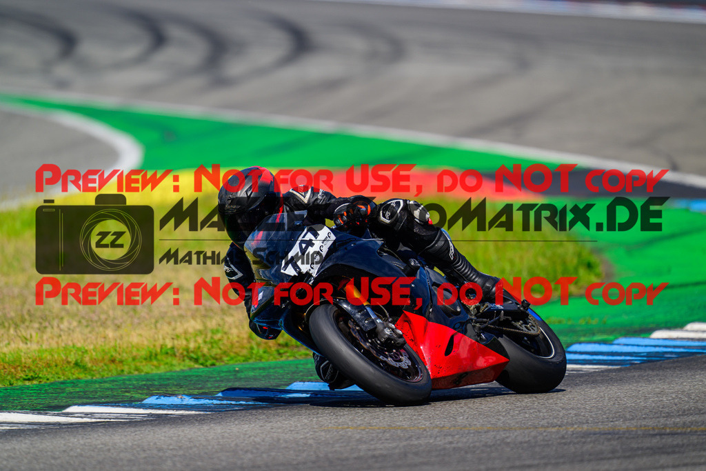 MaZZes_FotoMatrix_240615_6007705_6085 | SSP