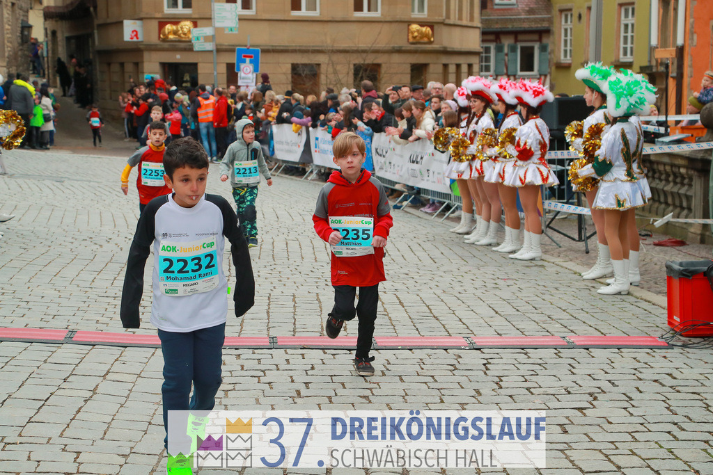 AOK JuniorCup 400m | 3Koenigslauf 2023 - Realisiert mit Pictrs.com