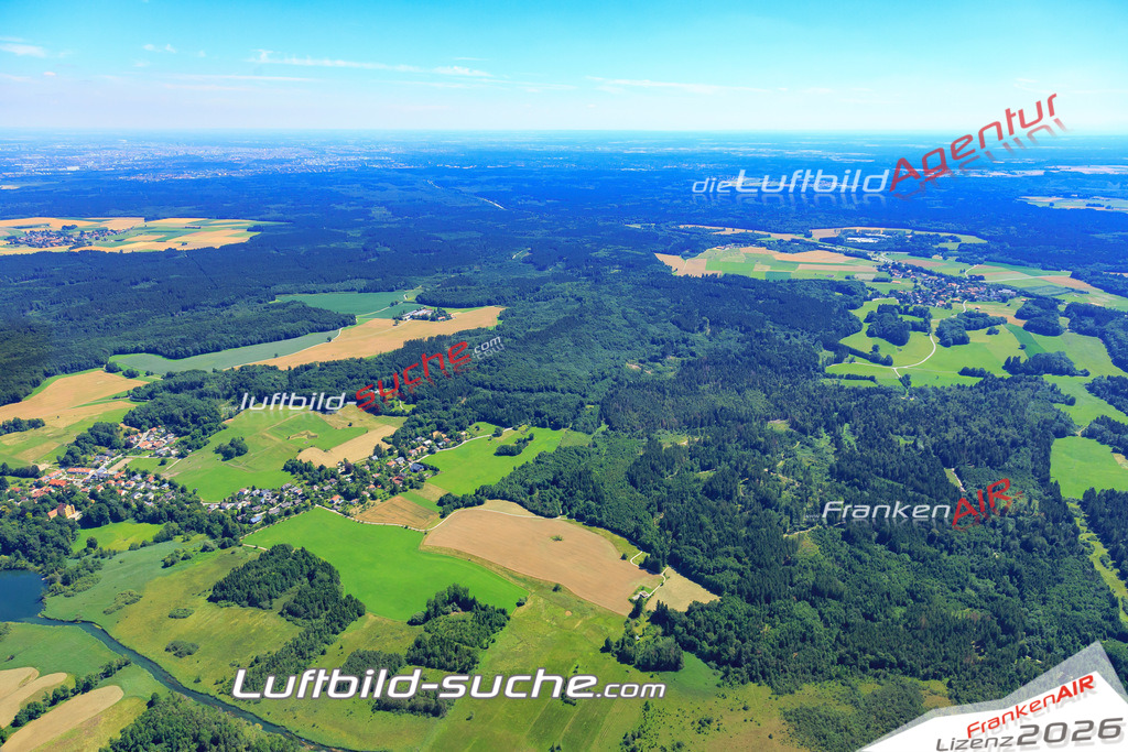 Luftbild von Leutstetten Starnberg - Luftaufnahme wurde 2017 von https://frankenair.de mittels Flugzeug (keine Drohne) erstellt - die Geschenkidee