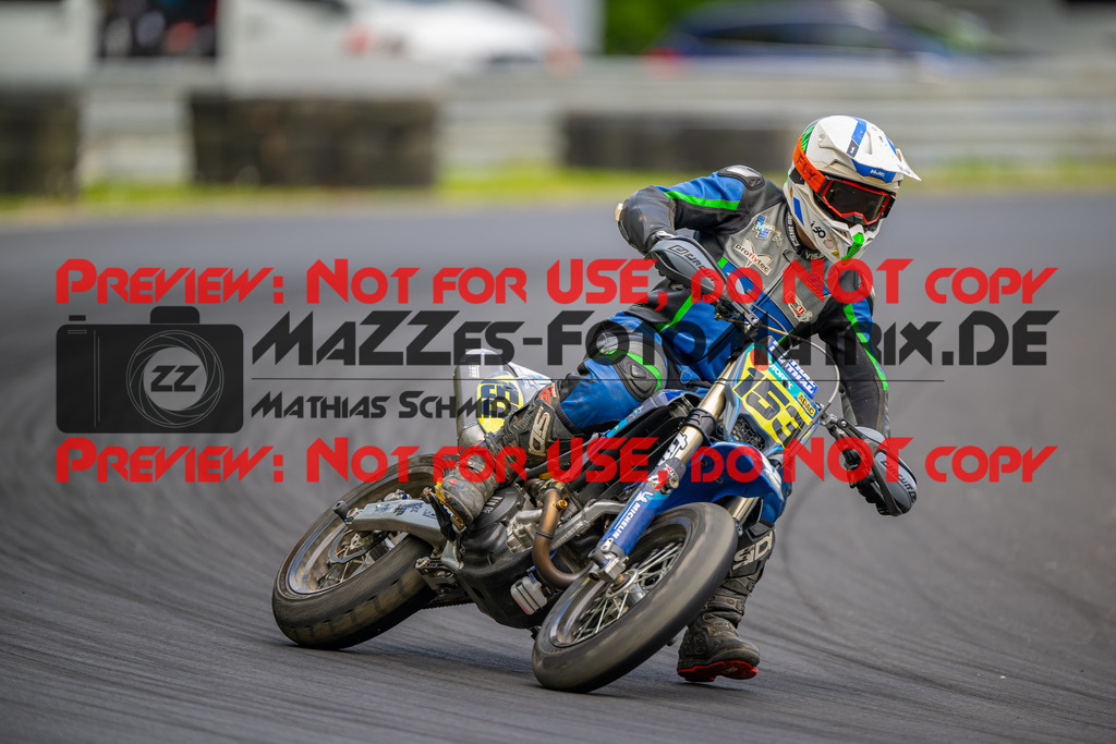 MaZZes-Fotomatrix-20260508-50761 | G4