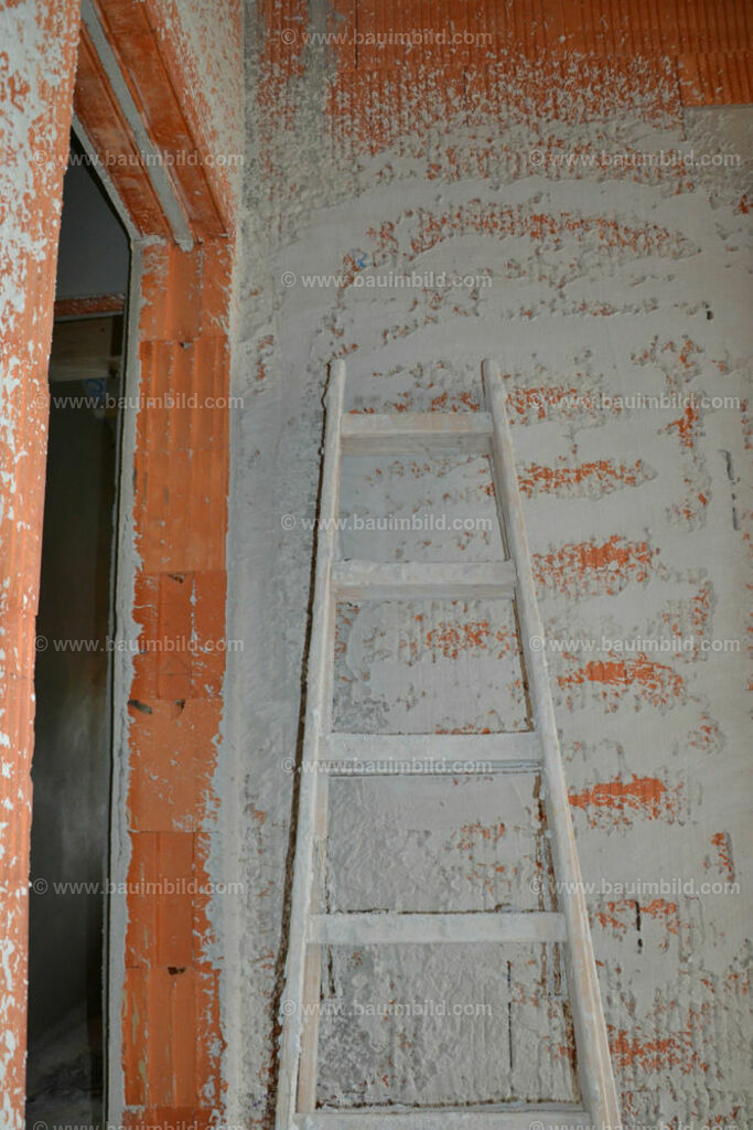 bib-lg18-putzarbeiten-0103 | Nach LV-Leistungsgruppen sortierte Detailfotos über den Bau eines Hauses. Alle Hausbau-Bilder direkt vom Urheber und Autor der Website Haus-Selber-Bauen.com