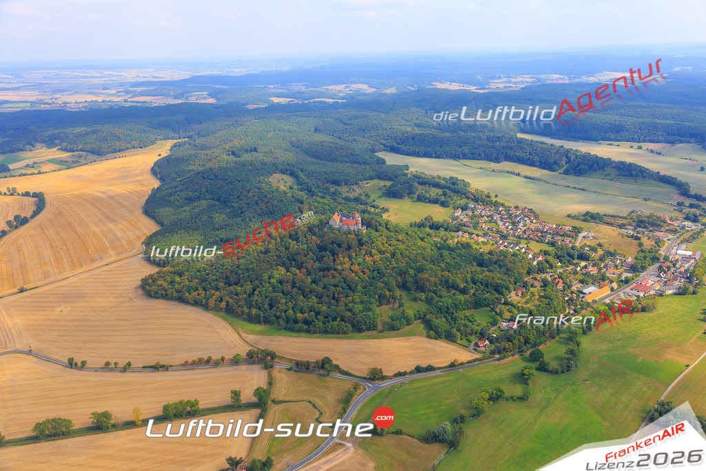 Die Luftaufnahme der Stadt Bad-colberg-heldburg wurde vom UL-Flugzeug heraus erstellt ( keine Drohne )- hohe Auflösung für beste Qualität
