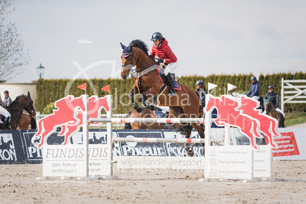 220402_HF-Laar_2PhM2-Spr-227 | SEASON OPENING 2022
Herford Laar
02.04.2022
07 Zwei-Phasen-Springprüfung Kl.M**