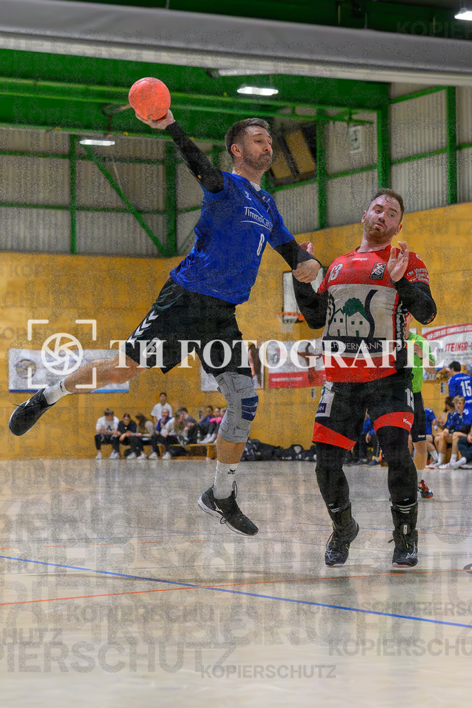 GER, SG Maulburg/Steinen - HSV Schopfheim, Handball, Landesliga, 4. Spieltag, Saison 2023/2024, 14.10.2023 | Kai Weber (HSV Schopfheim, #06), Andre Leuchtmann (SG Maulburg/Steinen, #13)

GER, SG Maulburg/Steinen - HSV Schopfheim, Handball, Landesliga, 4. Spieltag, Saison 2023/2024, 14.10.2023

Foto: TH Fotografie/Thomas Hess