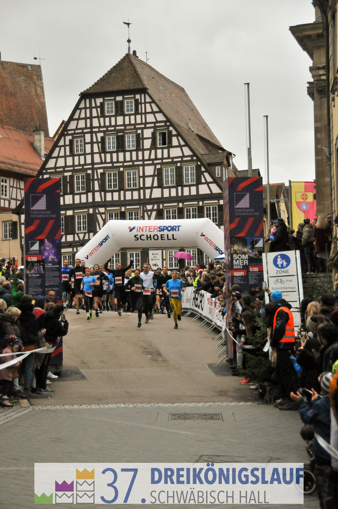 VR Bank Hauptlauf 10000m | 3 Koenigslauf 2023 - Realisiert mit Pictrs.com