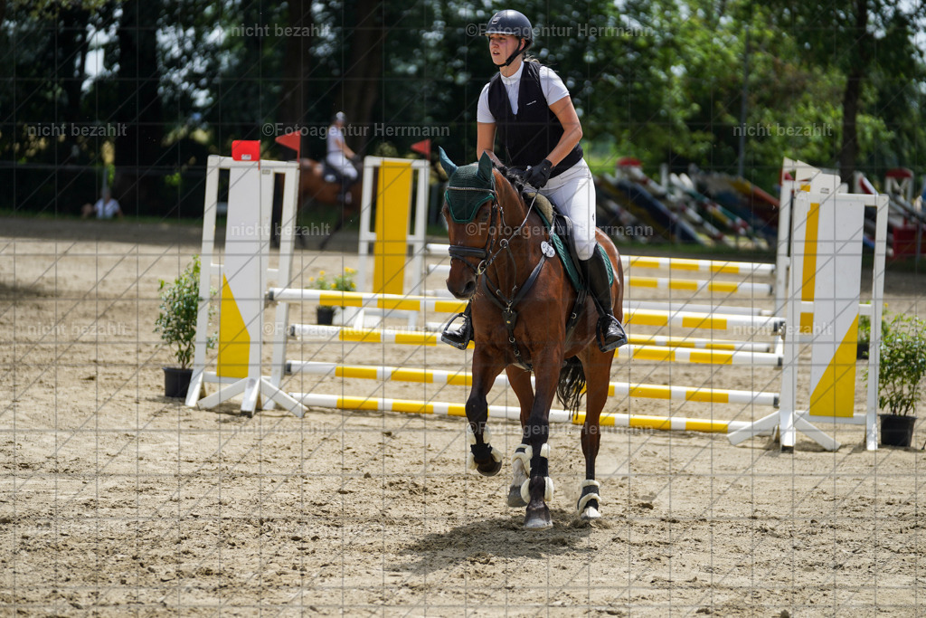 20240629-FAH09702 | Schwabmünchen, 2024, Dressurturnier, Springturnier, Turnierfotografen Bayern, Turnierbilder Schwabmünchen, Turnierfotos Bayern, Reitsportfotograf, Turnierbilder Bayern, Fotoagentur Herrmann