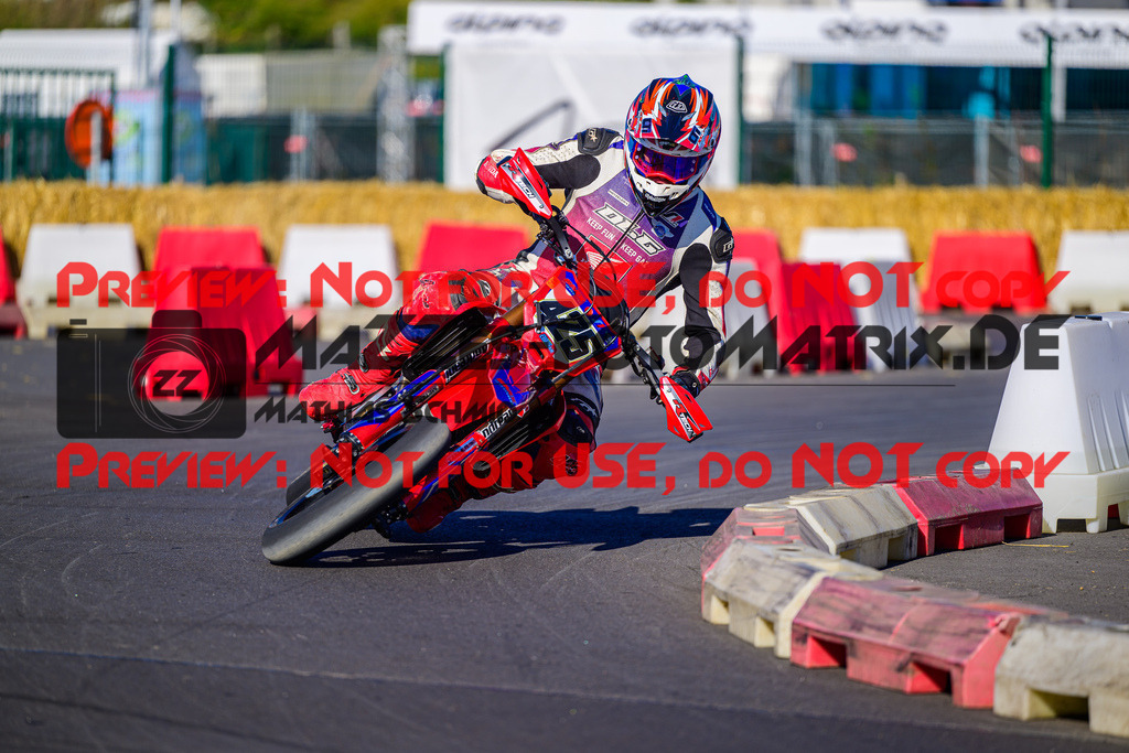 MaZZes_Fotomatrix_20241005_6021986_3812 | PRESTIGE