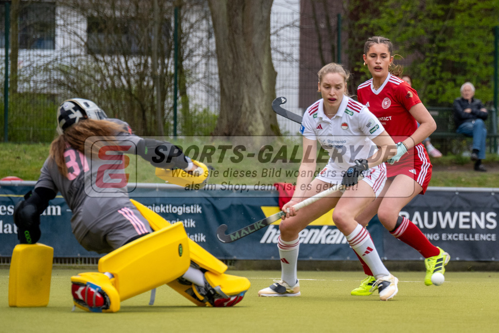 SFE_20260321_0029 | Köln, Deutschland, 21.03.26: Feldhockey 1. Bundesliga Damen zwischen Rot-Weiss Köln - Bremer HC im REWE Sportpark am 21.03.2026 in Köln, Deutschland. (Foto von Stephan Fehrmann)Köln, Germany, 21.03.26: Feldhockey 1. Bundesliga Damen between Rot-Weiss Köln - Bremer HC in REWE Sportpark at 21.03.2026 in Köln, Deutschland. (Foto from Stephan Fehrmann)