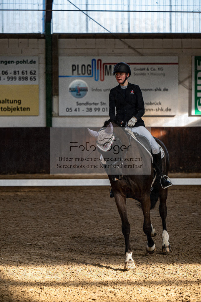 20240308-DOS_4440 | Entdecke hochwertige Reitturnierfotos von Foto Oger. Professionell, emotional und authentisch – jetzt Lieblingsmomente im Shop bestellen.Deutschlandweite Turnierfotografie. - Realisiert mit Pictrs.com