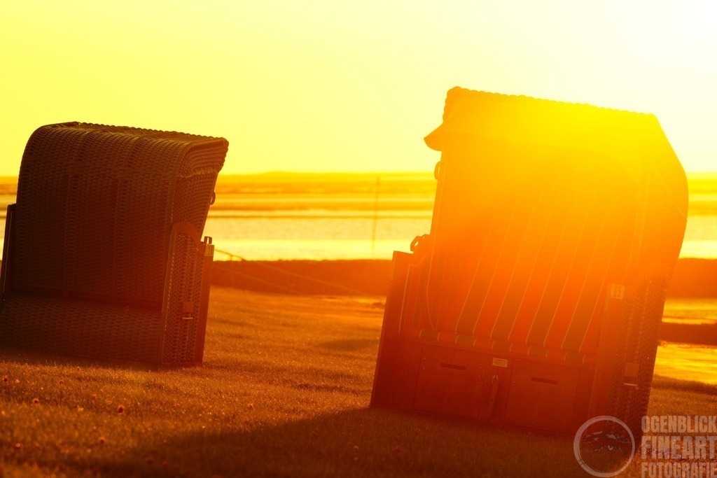 _CEE9746 | Björn Thiemann; Ogenblick.de; Fotografie; Photograph; Landscape, Pellworm, Schleswig-Holstein; Inselfotograf; Inselfotografien; Wattenmeer; National-Park; Naturschutzgebiet; Leuchtturm; Lighthouse; Leinwandbilder; Kalender; Pellworm Kalender;  - Realisiert mit Pictrs.com