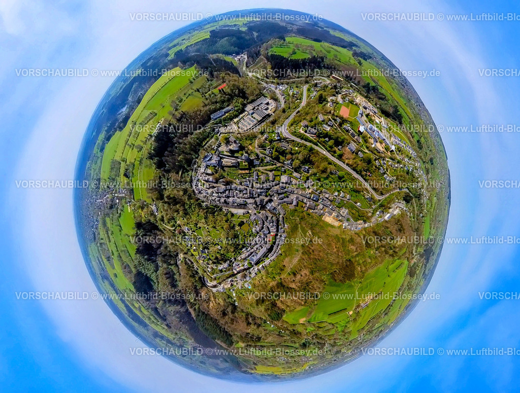 Monschau240590152Stadtmitte_Rurtal | Luftbild, Ortsansicht Stadtmitte von Monschau, Erlebnismuseum Lernort Natur, Burgring, Erdkugel, Fisheye Aufnahme, Fischaugen Aufnahme, 360 Grad Aufnahme, tiny world, little planet, fisheye Bild, Fluss Rur, Monschau, Nordrhein-Westfalen, Deutschland