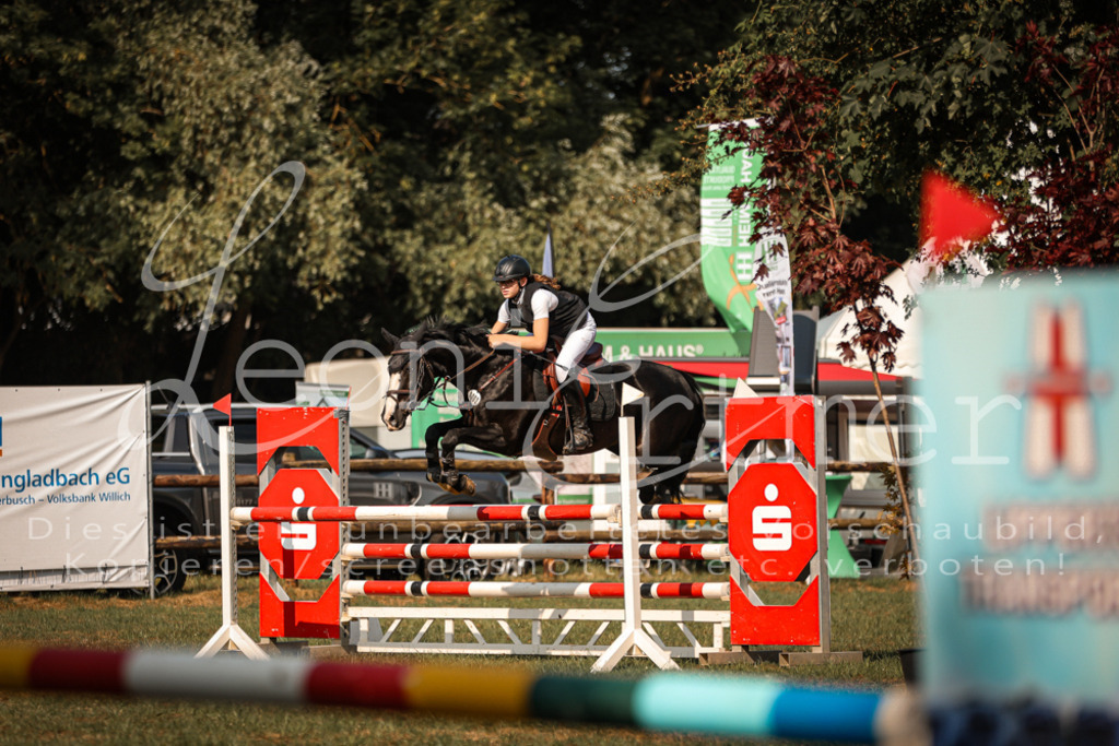 25.SaSpL00018 | Leoni Ertmer Photography - Realisiert mit Pictrs.com