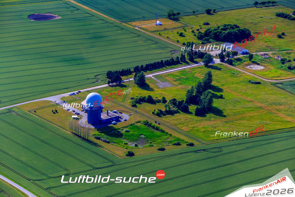 Die Luftbildaufnahme Nordufer - Putgarten wurde 2018 mittels Flugzeug (keine Drohne) erstellt. Perfekte Schärfe und Druck- Auflösung- Garantiert!
