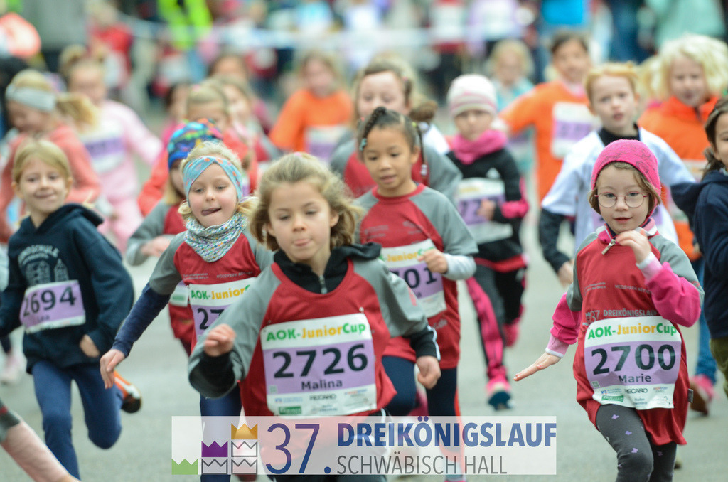 AOK JuniorCup 400m | 3Koenigslauf 2023 - Realisiert mit Pictrs.com