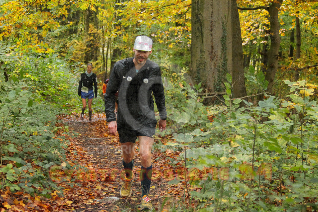 251026_1252_EV4_5977 | Sportfotografie im Rhein-Sieg Kreis, Köln, Bonn, NRW, Rheinland Pfalz, Hessen, etc. Unser Tätigkeitsfeld umfasst den Laufsport vom Volkslauf über den Marathon, Duathlon, Triathon bis zum Ultralauf wie Kölnpfad Ultra oder Schindertrail.