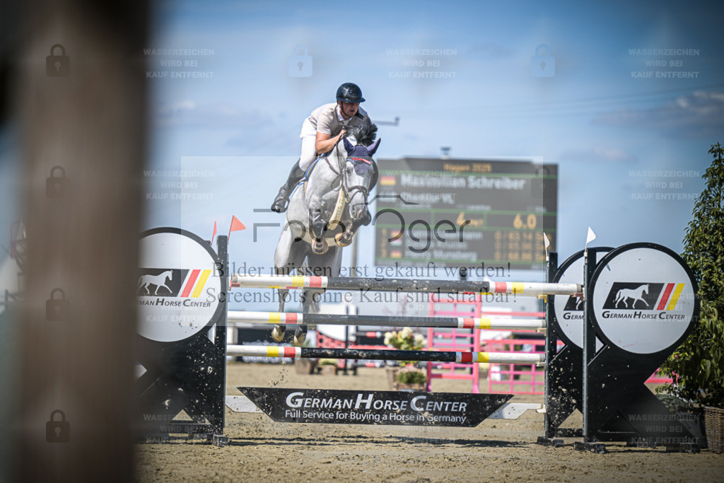 DOS_3549 | Entdecke hochwertige Reitturnierfotos von Foto Oger. Professionell, emotional und authentisch – jetzt Lieblingsmomente im Shop bestellen. - Realisiert mit Pictrs.com
