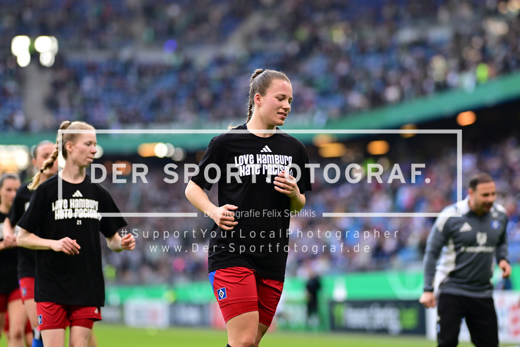 Fußball I Frauen I Saison 2024-2025 I DFB-Pokal I Halbfinale I Hamburger SV - SV Werder Bremen I 30883 | Der Sportfotograf. - Realisiert mit Pictrs.com