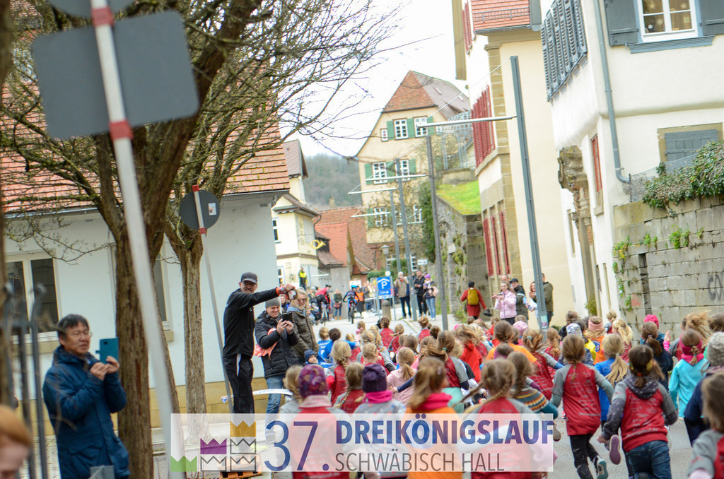 AOK JuniorCup 400m | 3Koenigslauf 2023 - Realisiert mit Pictrs.com