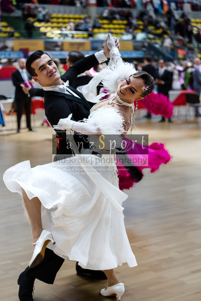 20250517_HessenTanzt_WDSF_IntOpen_Std_0660 | Tanzsportbilder, Standardtanz, Lateintanz, WDSF, DTV, LTVB, dancecomp, goc, hessen tanzt, blaues band der spree, walzer, tango, wiener walzer, slowfox, quickstepp, samba, rumba, cha-cha-cha, paso doble. jive, hd-kroft photography, turniertanzsport