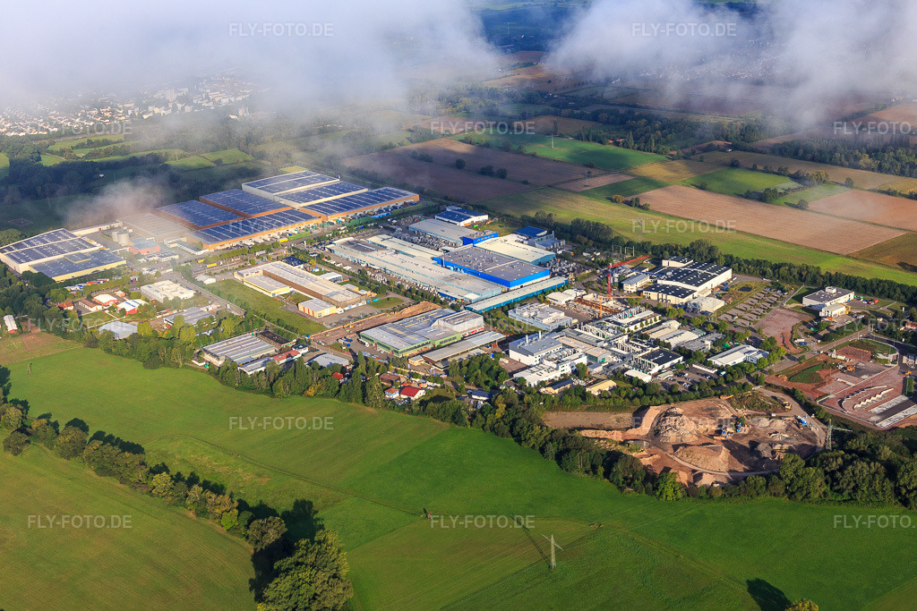 Luftbild: Industriegebiet Landau-Ost mi Michelin REIFENWERKE. LANDAU., APL Automobil-Prüftechnik Landau GmbH,Rose Druck GmbH, RONAL GmbH und APL Automobil-Prüftechnik Landau GmbH in Landau in der Pfalz im Bundesland Rheinland-Pfalz in Deutschland.Foto: IMG_103399.jpg vom 10.09.2017 durch Werner Riehm/FLY-FOTO.demichelin logoWWW.ROSE-DRUCK.DERONAL | Great Passion for Great WheelsAPL - Wir entwickeln die Mobilität der Zukunft