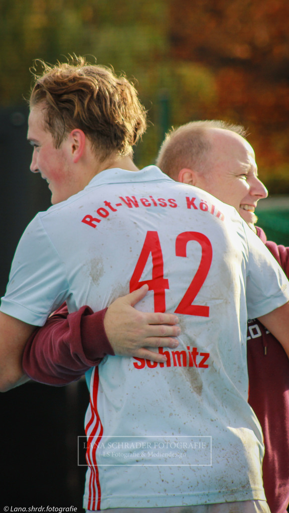 DM22 HALBFINALE RWK-HTCU 22.10.22-06 | lanaschraderfotografie - Realisiert mit Pictrs.com