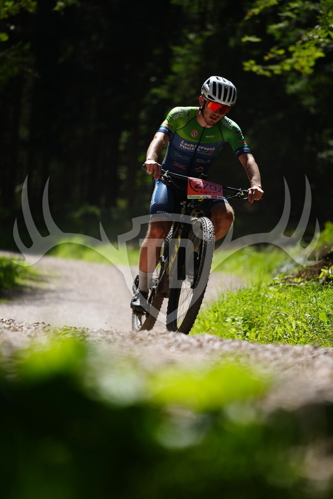 FC102076 | Fotogalerie der Treibjagd im Dunkelwald - Dein MTB Etappenrennen im Erzgebirge - Realisiert mit Pictrs.com