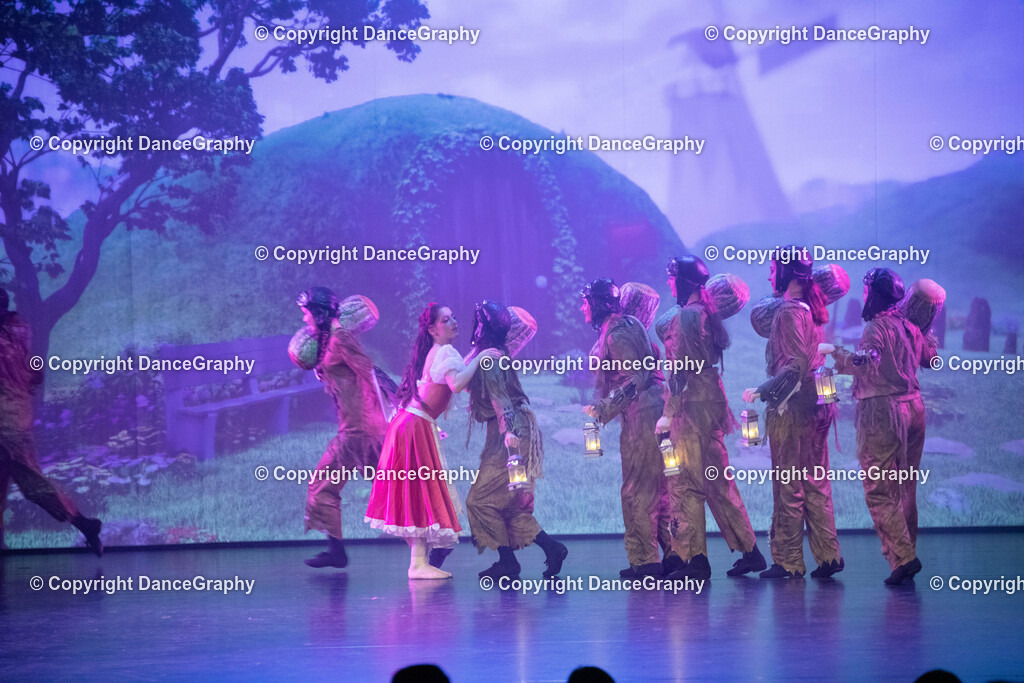 GPHY2098 | DanceGraphy - Realisiert mit Pictrs.com