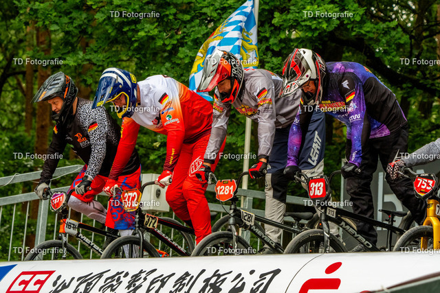 BayBMX2026-06444 | Fotogalerie von Thomas Dettweiler mit Eventbildern und lizenzfreien Fotos. Perfekt als Wandbild, für Büro, Website oder private Nutzung. - Realisiert mit Pictrs.com