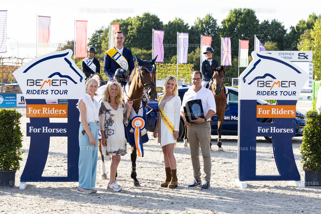 63 Darling de L _Angevine ((FRA)_ Mathieu Billot_179 | 63 Darling de L´Angevine ((FRA), Mathieu Billot beim CSI Azelhof 2022 am 04.09.22 in Lier, Azelhof