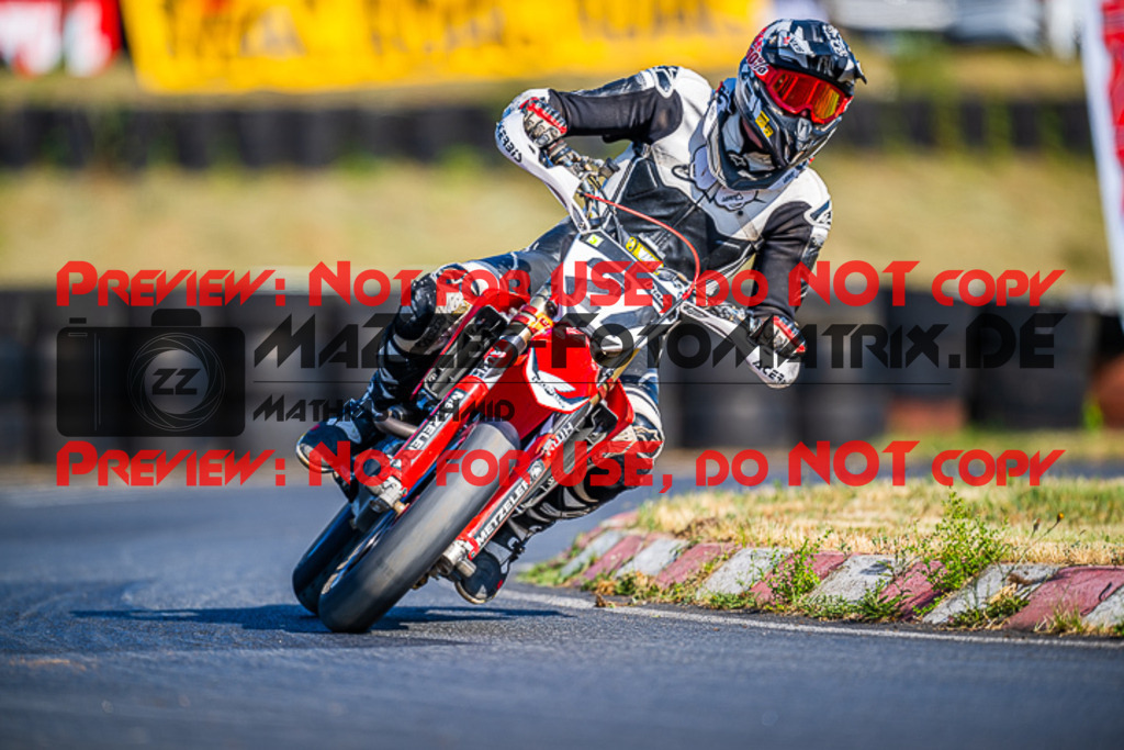 MaZZes_FotoMatrix_220529_5147 | Fotograf Mathias Schmid
Sportfotograf,
Eventfotograf,
Hochzeitsfotograf,
Portraitfotograf